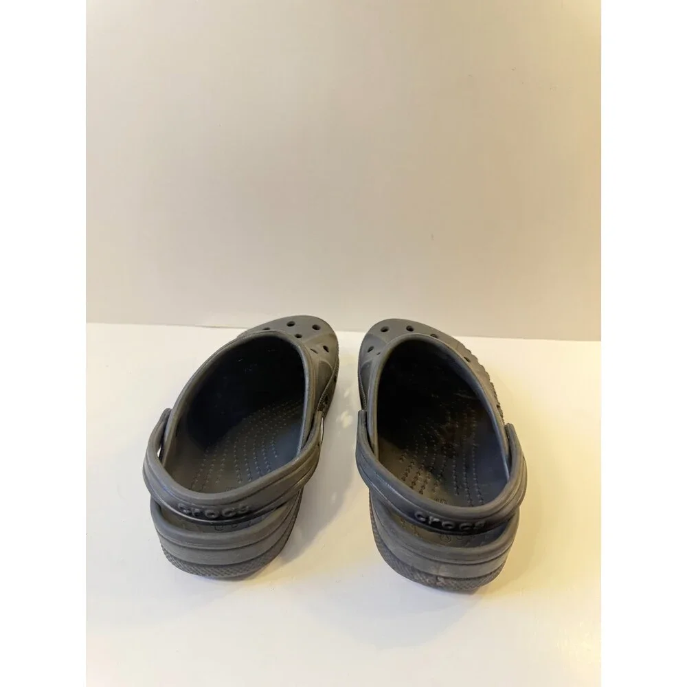 Crocs Unisex-Child Via Clog, Slip-on Shoes for Kids and Toddlers, Black, 2